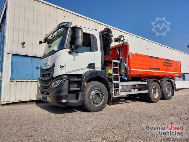 Dreiseitenkipper LKW IVECO X-WAY 460 AD  3-S-Kipper + Frontkran PK18002 EH