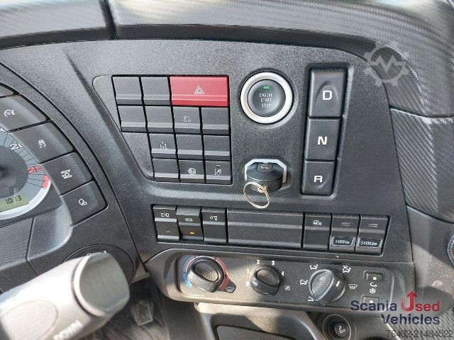 Dreiseitenkipper LKW IVECO X-WAY 460 AD  3-S-Kipper + Frontkran PK18002 EH