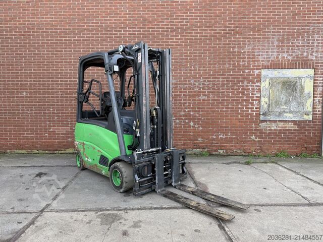 Elektro 4 Rad-Stapler Linde E20PH-02