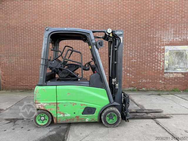 Elektro 4 Rad-Stapler Linde E20PH-01