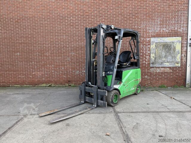 Elektro 4 Rad-Stapler Linde E20PH-01