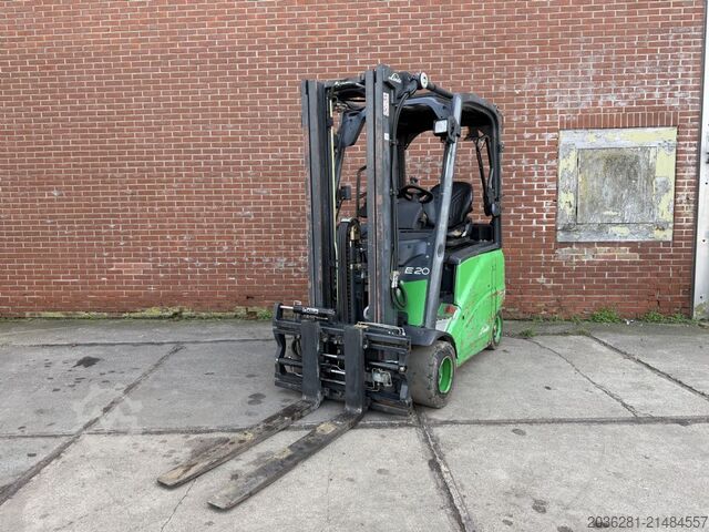 Elektro 4 Rad-Stapler Linde E20PH-02