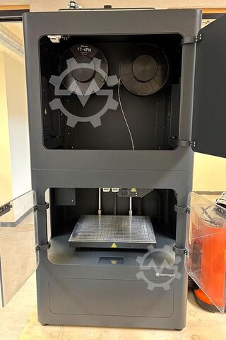 3D Drucker Markforged Metal X + Sinter- und Wascheinheit