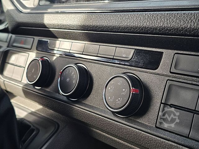 High-roof van VOLKSWAGEN CRAFTER 2.0 TDI 140 AUT. L2H1