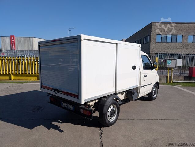 Transporter mit Kipper PIAGGIO PORTER NP6  1.5 CHAS 265 LR CNG METANO