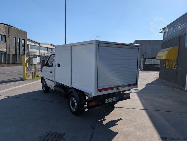 Transporter mit Kipper PIAGGIO PORTER NP6  1.5 CHAS 265 LR CNG METANO