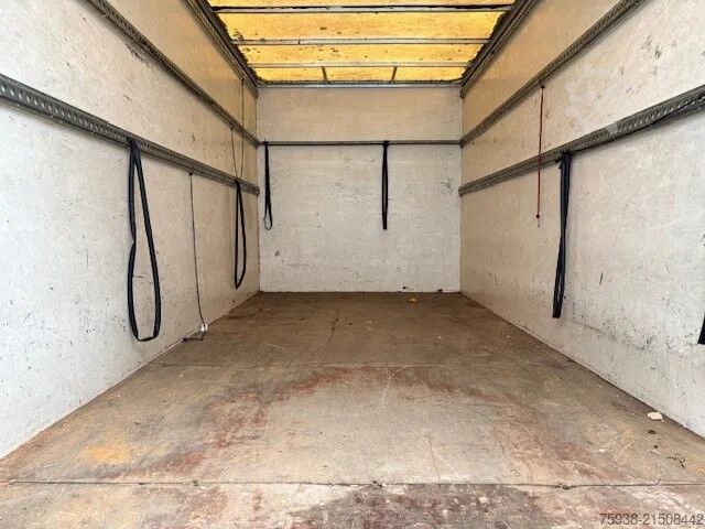 Suitcase Mercedes-Benz Sprinter 412 5-CILINDER WITH PLAYWOOD BOX (MANU...