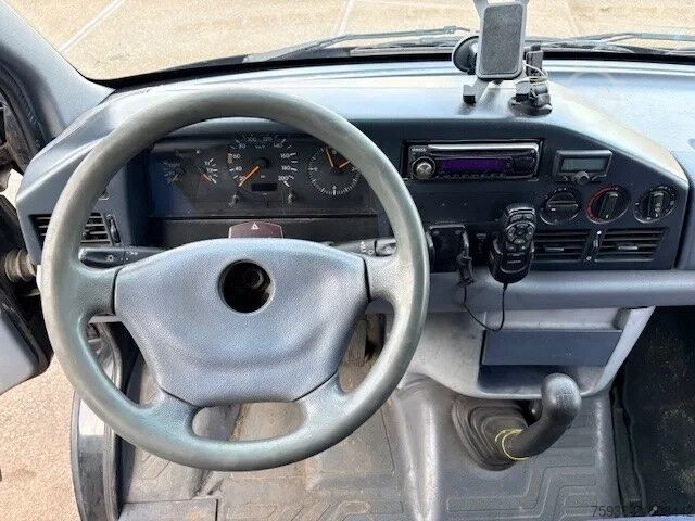 Suitcase Mercedes-Benz Sprinter 412 5-CILINDER WITH PLAYWOOD BOX (MANU...