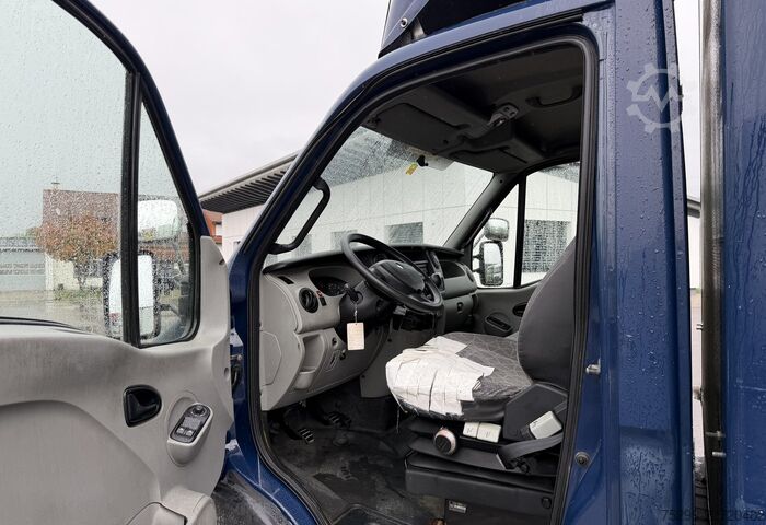 Sonderausbau-Transporter Renault Mascott 150.35 Kasten / Swiss-Vehicle