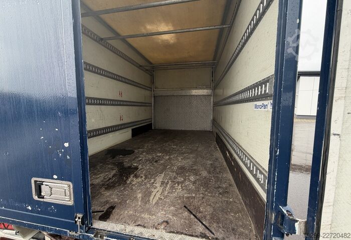 Sonderausbau-Transporter Renault Mascott 150.35 Kasten / Swiss-Vehicle