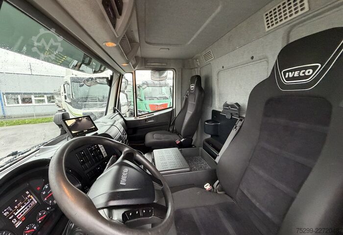 LKW mit Kofferaufbau Iveco 190S40 LBW Retarder AHK / Swiss-Vehicle