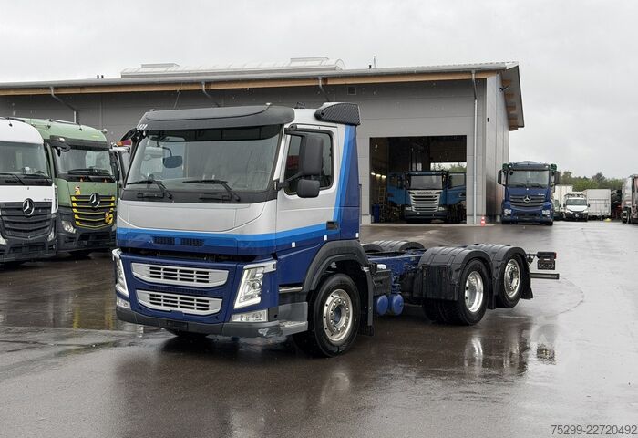 LKW-Fahrgestell Volvo FM-460 6x2*4 Chassis Retarder AHK / Swiss-Vehicle