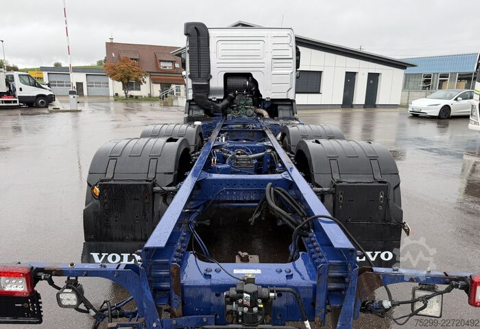 LKW-Fahrgestell Volvo FM-460 6x2*4 Chassis Retarder AHK / Swiss-Vehicle