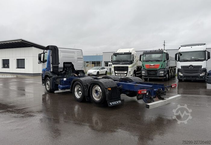 LKW-Fahrgestell Volvo FM-460 6x2*4 Chassis Retarder AHK / Swiss-Vehicle