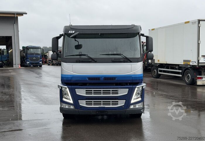LKW-Fahrgestell Volvo FM-460 6x2*4 Chassis Retarder AHK / Swiss-Vehicle