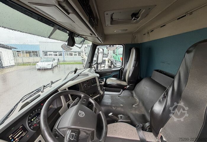 LKW-Fahrgestell Volvo FM-460 6x2*4 Chassis Retarder AHK / Swiss-Vehicle