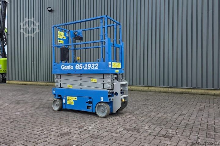 Scherenhebebühne Genie GS1932 Electric, 2026 Batteries, Working Height 7.