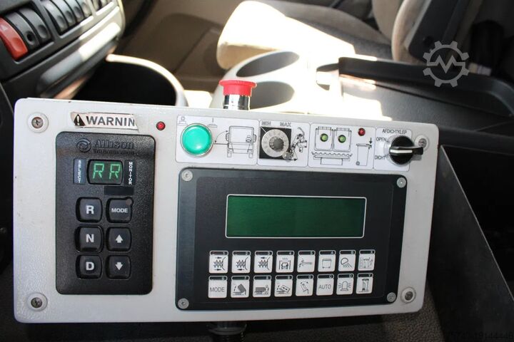 Refuse collection vehicle DAF CF 75 .310 + 6X2 STEERING