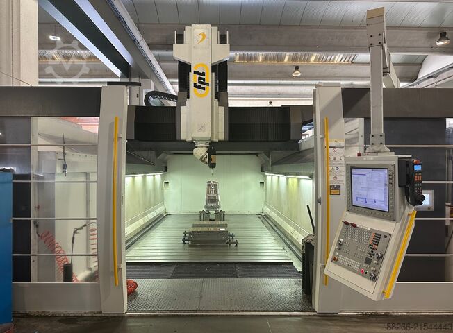 Hochgeschwindigkeits-Portalfräsmaschine FPT Industrie DINOMAX 2