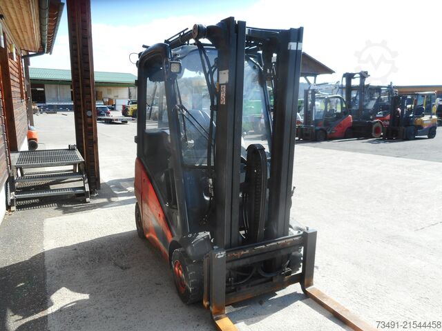 Gabelstapler Linde H16T-01 Triplex