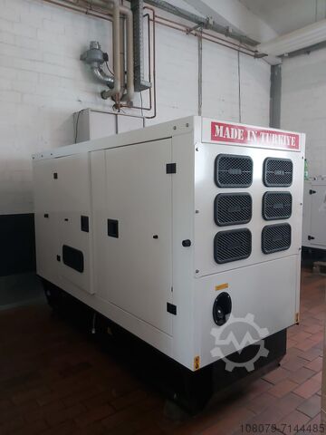 EmergencyGenerator 48kW60kVA New Perkins 48kW 60kVA Neu Stromerzeuger mit Perkins 