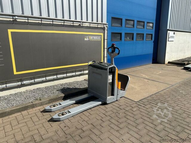 VS-22129 Electric pallet truck Still EXU20S, year 2015 STILL EXU20S
