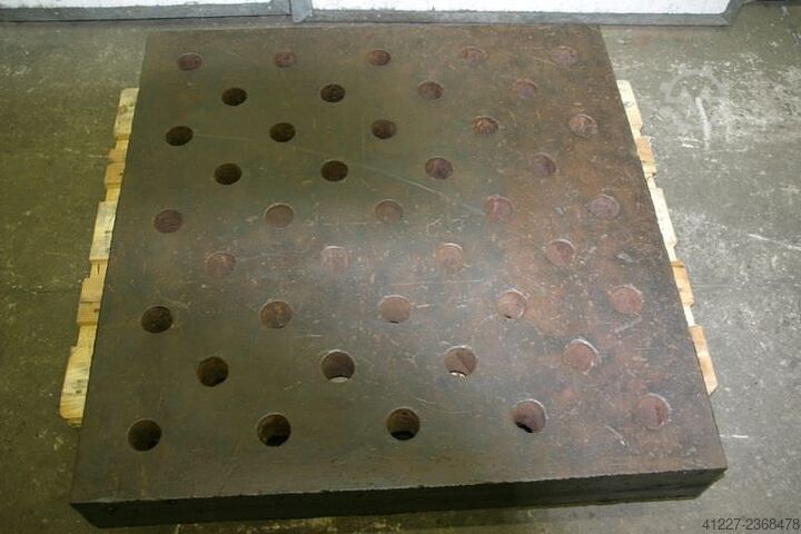 Clamping plates with holes 7 pieces Guss 1000/1000/H150 mm