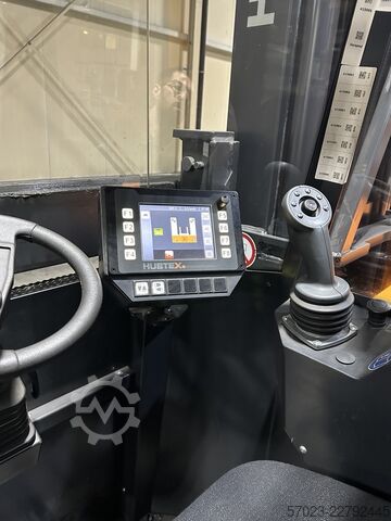 4-way forklift Hubtex MAXX 45