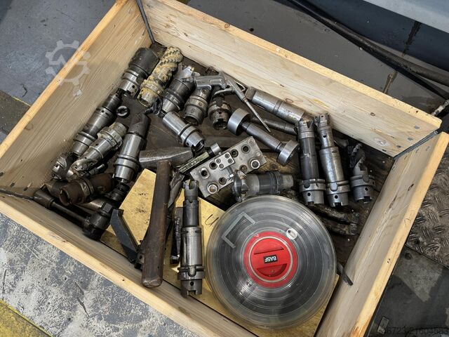 Universal-Bearbeitungszentrum Mikron HPM 1150U iTNC530