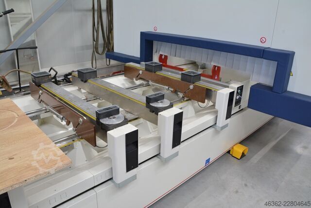 Cnc machining center Morbidelli M100