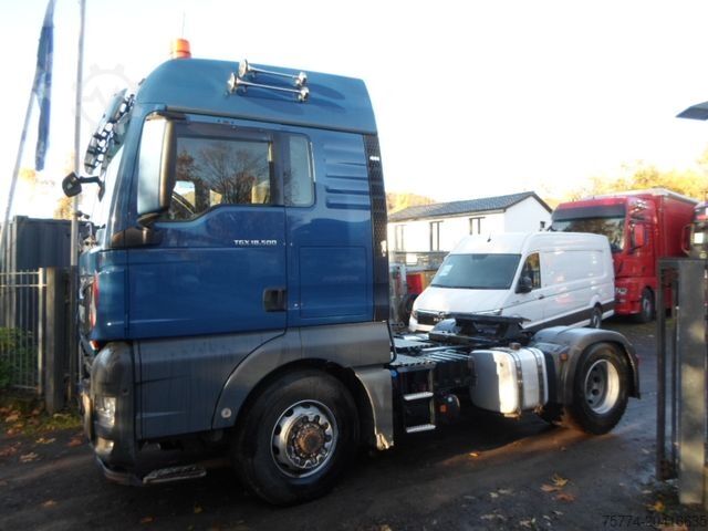Standard tractor unit MAN TGX 18.500/ 4x4/HAD