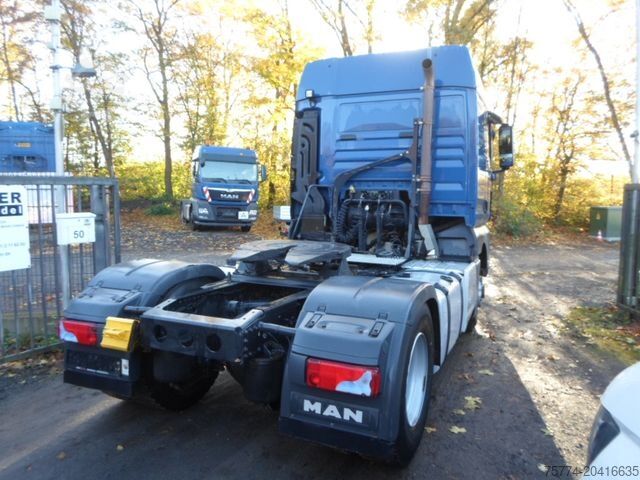 Standard tractor unit MAN TGX 18.500/ 4x4/HAD
