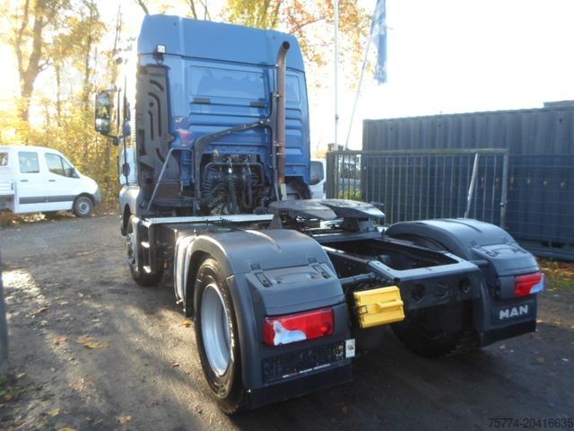 Standard tractor unit MAN TGX 18.500/ 4x4/HAD