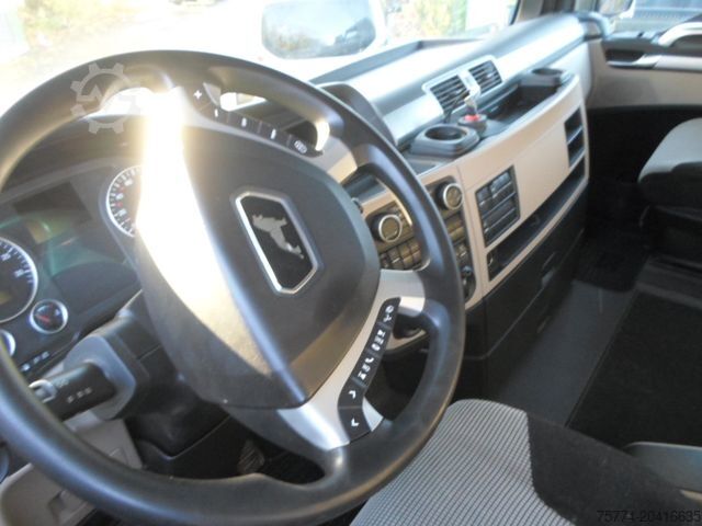 Standard tractor unit MAN TGX 18.500/ 4x4/HAD