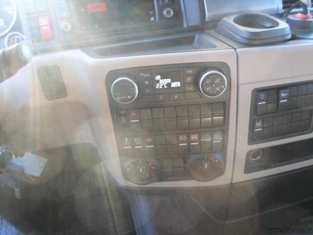 Standard tractor unit MAN TGX 18.500/ 4x4/HAD