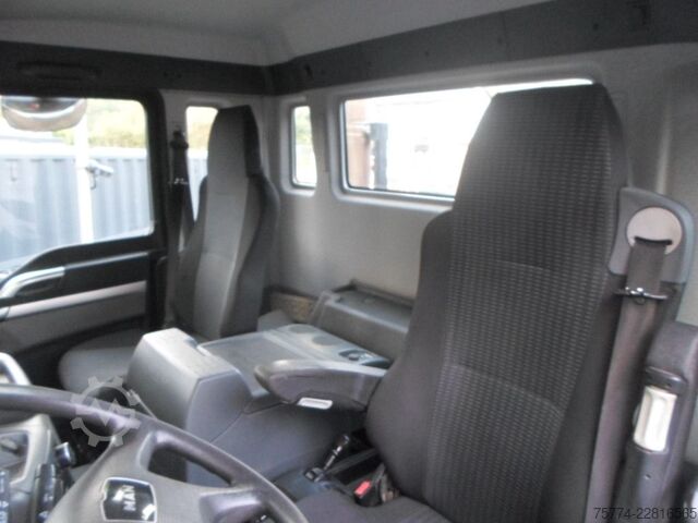 Roll-off tipper truck MAN TGS 41.480/8x4/Abroller HIAB KNICKARM