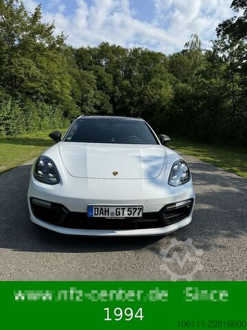 Kleinbus PORSCHE Panamera GTS Sport Turismo Pano/Headup/Softclose