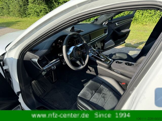 Kleinbus PORSCHE Panamera GTS Sport Turismo Pano/Headup/Softclose