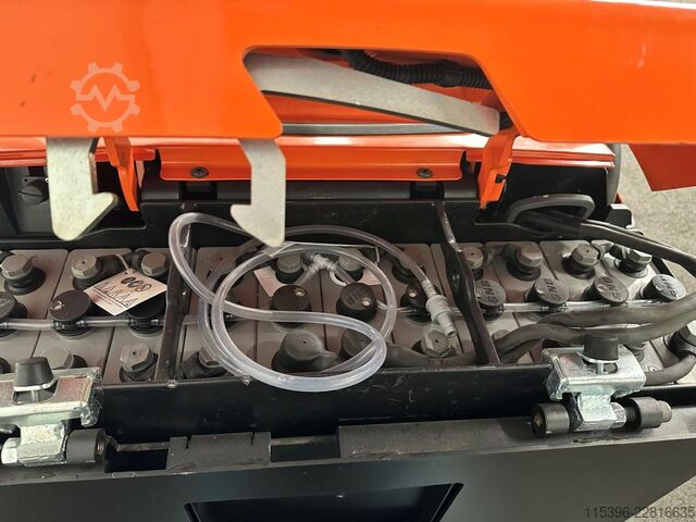Niederhubkommissionierer Toyota OSE 250 - 266 Stunden !!!!
