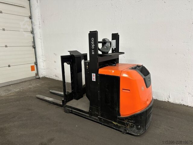 Vertikal-Kommissionierer Toyota OSE 100 - 1401 Stunden !!!!