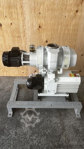 Vakuumpumpe Pfeiffer WKP 500 A / DUO 0650 D / ONF 035/065 D