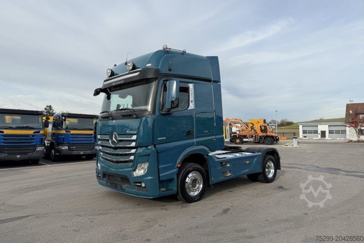 Standard tractor unit Mercedes-Benz Actros 1863 4x2 Retarder Big-Block Full Option