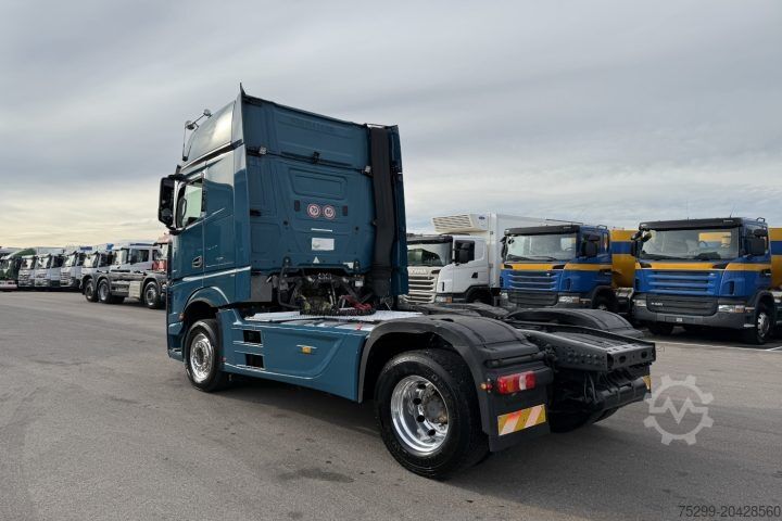 Standard tractor unit Mercedes-Benz Actros 1863 4x2 Retarder Big-Block Full Option