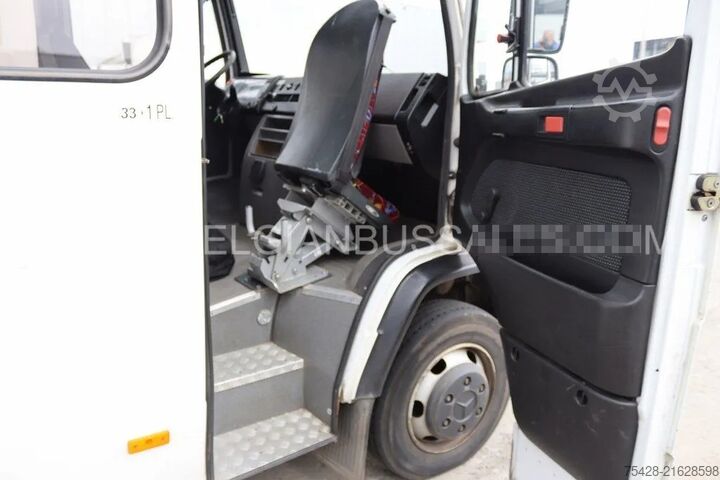 Kleinbus Mercedes-Benz Vario O813 / Lift / Euro 5 /