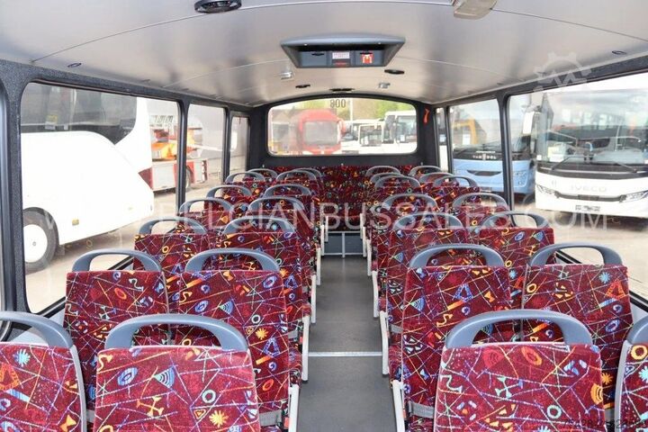 Kleinbus Mercedes-Benz Vario O813 / Lift / Euro 5 /