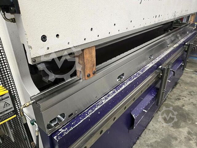 Abkantpresse Bystronic PR 150x3100