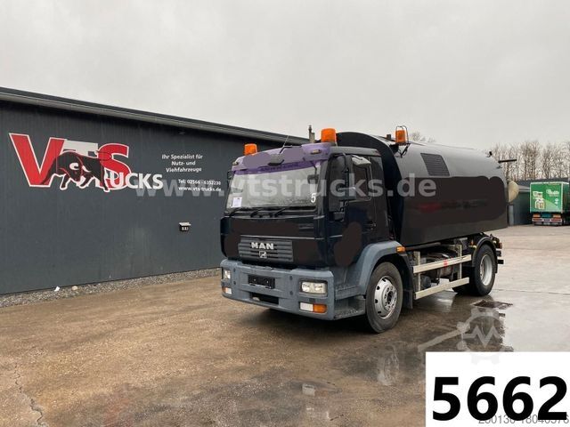 Road sweeper MAN Kehrmaschine Bucher Schörling Blatt Federung