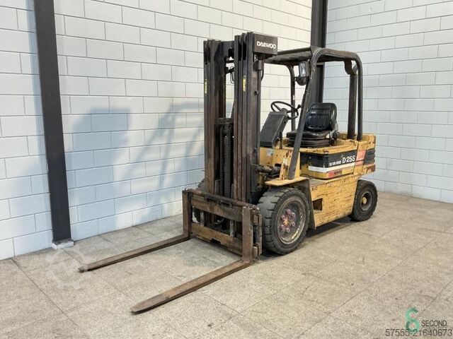 Forklift Daewoo D25S
