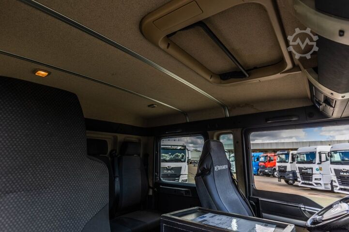 Bergungsfahrzeug MAN TGL 12.250+OMARZ 4T+PANIER AR 3.5T