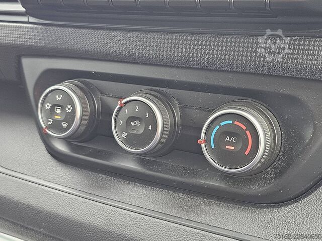 Hochdachkombi RENAULT TRAFIC 2.0 DCI L2H1 Airco Trekhaak